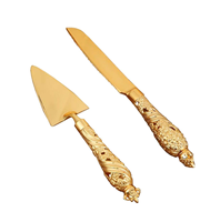 Mayorista Hecho a mano Premium Latón Lujo Cake Server Juego de 2 piezas Fabricante DE LA India para uso en fiestas