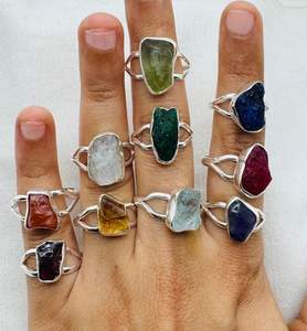 Bague en argent sterling 925 avec pierre brute, cristal naturel, bijoux faits à la main, cadeau pour elle - Product Image 1