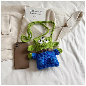 Sac messager créatif en coton au crochet pour femme, motif monstre à petits yeux, style dessin animé, pour la mode parent-enfant, avec empiècements tressés contrastants - Product Image 4