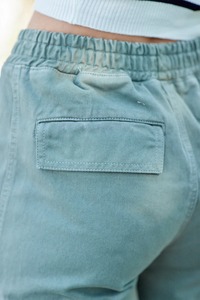 กางเกงยีนส์ผู้หญิงเอวสูงปานกลางหลวมกางเกงลำลองแฟชั่นฤดูหนาวระบายอากาศได้ดี - Product Image 6