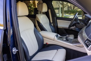 Auto Usado Premium 2021 B-MW Alpina XB7 612-hp Twin-Turbo V - Product Image 5