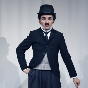 Décoration de parc à thème, figurine en cire grandeur nature de l'acteur américain célèbre, sculptée à la main, haute simulation, forte durabilité - Product Image 4