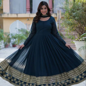 Robe en soie pour femmes de créateur indien de qualité supérieure de couleur bleue avec broderie Zari Sequins-Costume de mariage et de fête pour femmes de travail - Product Image 1