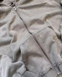 Patchwork de broderie vintage graphique personnalisé pierre en détresse lourde lavage à l'acide sweat à capuche zippé pour hommes - Product Image 5