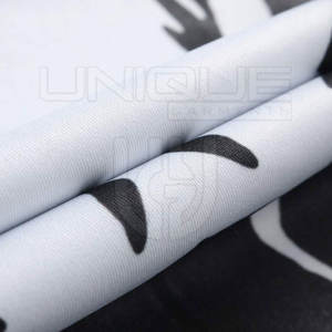 Peso ligero Slim Fit Hombres Mangas cortas Rash Guard Color sólido Mangas cortas Rash Guard Alta calidad Rash Guard - Product Image 4