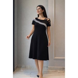 Vestido midi de viscosa con cuello barco y corte en A, de manga corta y hombros descubiertos con detalle a rayas para mujer de Jane's - Product Image 1