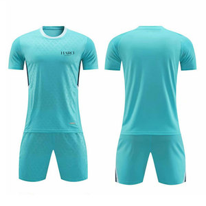 Conjunto de camisetas y pantalones cortos de fútbol transpirables con cintura elástica, ajuste cómodo, adecuado para partidos competitivos - Product Image 1