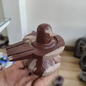 ナチュラルオリジナルNarmadeshwar Shivling Jaladhari ShivaLingumウォッシャブルポリッシュ手作り石Shivling Energized Stone