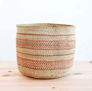 Panier en rotin de stockage d'aliments de forme cylindrique avec finition naturelle parfait pour le stockage à domicile et l'organisation de la cuisine - Product Image 3