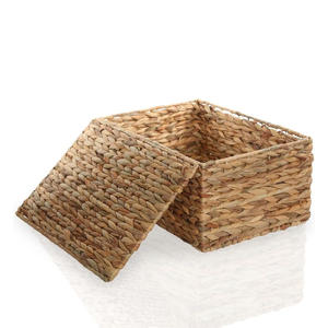 Boîtes de rangement artisanales en jacinthe d'eau, organiseurs pour ranger les essentiels, boîtes tissées de bonne qualité - Product Image 3