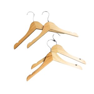Cintres pour vêtements de bébé en bois de pin écologiques, cintres en bois antidérapants pour enfants, logo personnalisé, Vietnam - Product Image 3