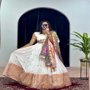 Último diseñador FabZone Faux Georgette bordado trabajo Lahenga Choli adultos alta calidad étnica festiva especial fiesta desgaste - Product Image 3