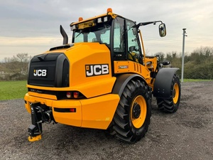 Chargeuse sur pneus JCB TM420S Agri Stage 5 hautement cotée avec moteur diesel JCB haute puissance Epa Max Stage V pour le chargement agricole intensif - Product Image 4