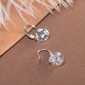 Boucles d'oreilles en diamant certifiées Direct Factory Supply pour un look brillant et éblouissant disponibles pour un approvisionnement mondial - Product Image 4