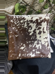 Housse de coussin en peau de vache, épaisse, à poils longs, adaptée aux animaux de compagnie - Product Image 3