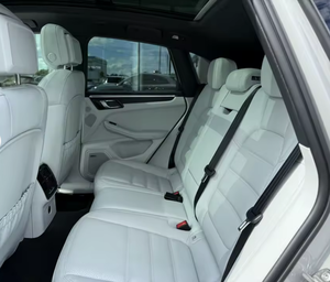 Porsche Macan 2024 Usado, Volante a la Izquierda/Derecha - Product Image 3