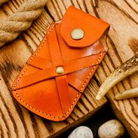 Couteau de poche pliant en acier Damas de qualité industrielle OEM personnalisable, avec étui en cuir, pour le camping, la chasse, la survie en extérieur, 58HRC haute résistance