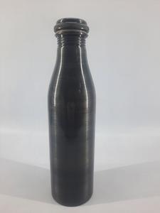 Botella de agua de cobre única personalizada, recipiente de plástico puro negro y marrón 100% con logotipo personalizado a la venta - Product Image 6