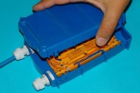 Caja de Distribución de Fibra Óptica GPON FTTH FTTX para Interiores FOS-42AB COMNET, Conector SC, ABS/PC Gris, hasta 48 Empalmes, 175x111x50mm