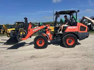 รถตัก R530 2017 Kubota-กะทัดรัดมีความสามารถและใช้งานได้นาน - Product Image 2