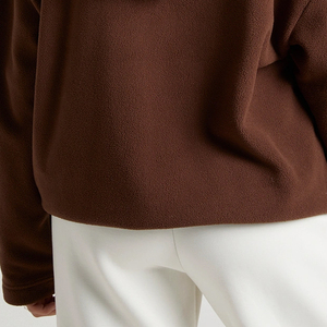 Veste à fermeture éclair sur le devant pour une chaleur réglable, en tissu sherpa, vêtements décontractés avec logo, service OEM de haute qualité pour les acheteurs en gros, prix avantageux - Product Image 6