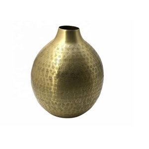 Hammered Pattern Aluminium <b>Vase</b> in Gold Finish Metal Model Table <b>Vase</b> Handmade Decorative Table Flower <b>Vase</b> - Product Image 5