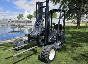 OFFRE DE LIQUIDATION LIMITÉE 2026 Chariots élévateurs montés sur camion LOADMAC 255 - Product Image 1