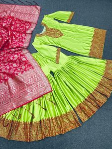 Hot Selling Seidenstoff mit Stickerei Arbeit <span class=keywords><strong>Punjabi</strong></span> Anzüge für Hochzeit und Festival Wear zum Großhandels preis von Indien Lieferanten