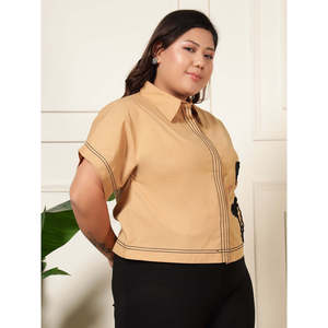 เสื้อเชิ้ตแขนสั้นสีเบจสำหรับผู้หญิงไซส์ใหญ่ของดีบาโกพร้อมงานปักรูปหัวใจ ปกเสื้อพับได้ สไตล์ลำลองแบบตะวันตก เสื้อชิ้นเดียวสำหรับฤดูร้อน - Product Image 5