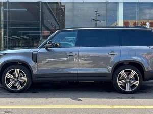 SUV Grande Híbrido Enchufable Usado 2024-2025 de 6 Plazas, Potencia de 200-250kW, Autonomía Ultra Larga (601-700km), Batería de 50-70kWh, Seguro, Confiable y Eficiente - Product Image 2