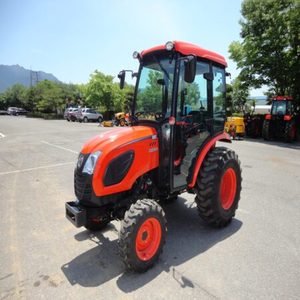 Tracteurs miniatures Kioti CK2620 4WD 25HP d'occasion avec moteur, boîte de vitesses, pompe et roulement - Tracteur agricole à haute productivité (garantie de 3 ans) - Product Image 1