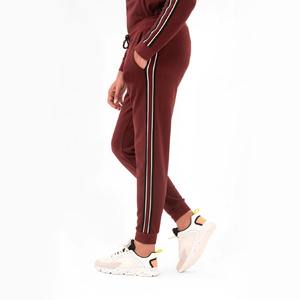 2025ชุดกีฬาผ้าฝ้าย100% สำหรับผู้ชายชุดวอร์ม2ชิ้นพิมพ์ลายแถบด้านข้างสำหรับใส่ได้ทุกฤดู - Product Image 3