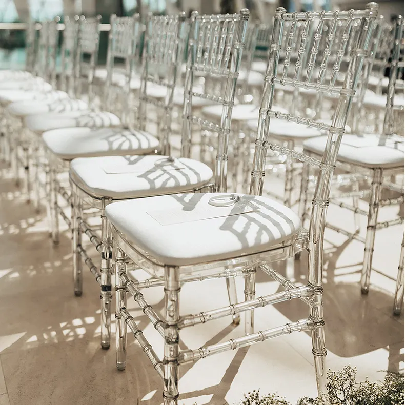 Cadeiras chiavari de plástico transparente para festas de casamento e eventos Foshan de boa qualidade