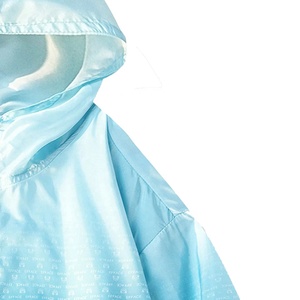 Blouson d'hiver unisexe en micropolaire souple à capuche en nylon imperméable et respirant à imprimé dégradé pour hommes et femmes - Product Image 4