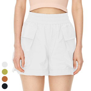 Short de fitness personnalisé à la mode avec de grandes poches Pantalon court de sport de yoga décontracté à taille haute personnalisé Short cargo personnalisé pour les femmes - Product Image 5