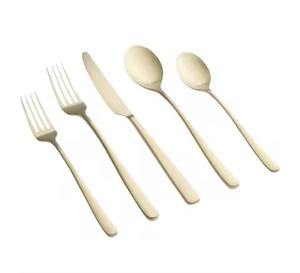 Ensemble de couverts en métal doré de luxe en acier inoxydable de qualité supérieure, cuillère, fourchette, couteau, couverts pour salle à manger élégante et décor de cuisine - Product Image 4