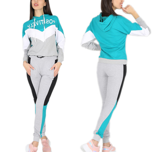 Nuevo OEM personalizado de invierno con capucha sólido Casual 2 piezas conjunto de chándales en blanco para las mujeres con estilo de longitud completa chándal - Product Image 3