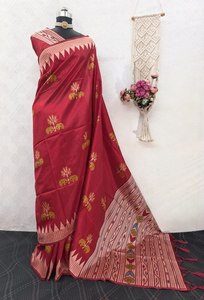 Sari en soie brute de qualité supérieure, tissé à la main, avec un travail de tissage Ikkat, au prix le plus bas, fournisseur de Surat, exportateur de mode féminine - Product Image 4