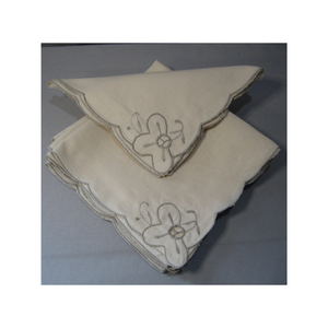 Nouvelles serviettes élégantes en coton noir crème certifié GOTS 50x50 CM 200 GSM avec motifs brodés personnalisés pour les réceptions à domicile - Product Image 6