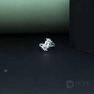 Anillos de Compromiso de Moissanita Unisex de Acero Inoxidable con Baño de Oro de 18 Quilates y Diseño de Vástago Dividido para Uso Diario - Product Image 2