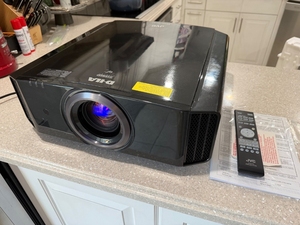 TopQuality Best Selling BrandNew DLA-X750RB D-ILA 4K e-shift3 Indoor Theater <b>Projector</b> - Product Image 1