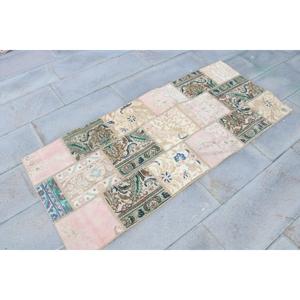พรมวินเทจตุรกี ขนาด 2.5x5.7 ฟุต พรมขนสัตว์ลายดอกไม้สีชมพู - Product Image 3