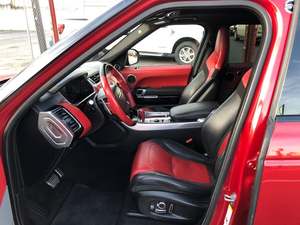 Range Rover Sport V8 SVR 2018 d'occasion, incroyablement parfait, avec faible kilométrage, en stock, proposé à un prix fantastique - Product Image 5