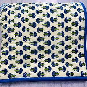 Elegante colcha tradicional de algodón 100%, edredón indio hecho a mano, patrón impreso de inserción Razai, tamaño doble para dormitorios de Hotel en casa - Product Image 1