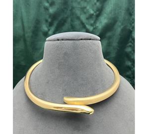 Conjunto de Gargantilla y Aretes de Latón Chapado en Oro de Alta Calidad con Circonita, para Compromiso, Boda y Fiestas, Regalo para Mujer - Product Image 3