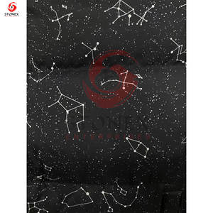 Blousons d'hiver matelassés pour hommes de haute qualité, personnalisables, en toile respirante, coupe-vent, à capuche et col montant - Product Image 4