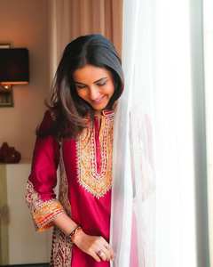 Beau costume de mariage de style indien pakistanais pour femmes avec travail de point chinois pour la fête - Product Image 4