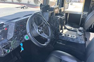 AM GENERAL M998 d'occasion, conduite à gauche/droite, 1987 - Product Image 5