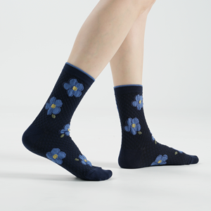 Chaussettes en coton pour femmes Kikiya, respirantes, à imprimé floral, décontractées, grand motif floral, usage quotidien, techniques de tricot ODM, classe 4 - Product Image 2