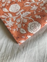 Tissu en coton imprimé à la main, motif floral, design Creeper Jaal |   Tissu indien en terre cuite rouille